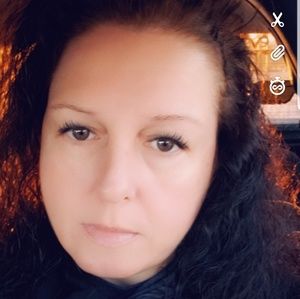 Meet your Posher, Veronica